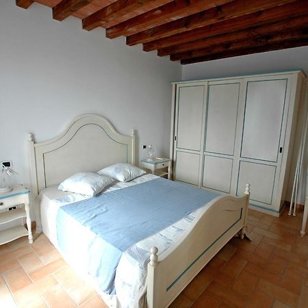 Villaggio Di Mezzo Ortano リオ・マリーナ 部屋 写真