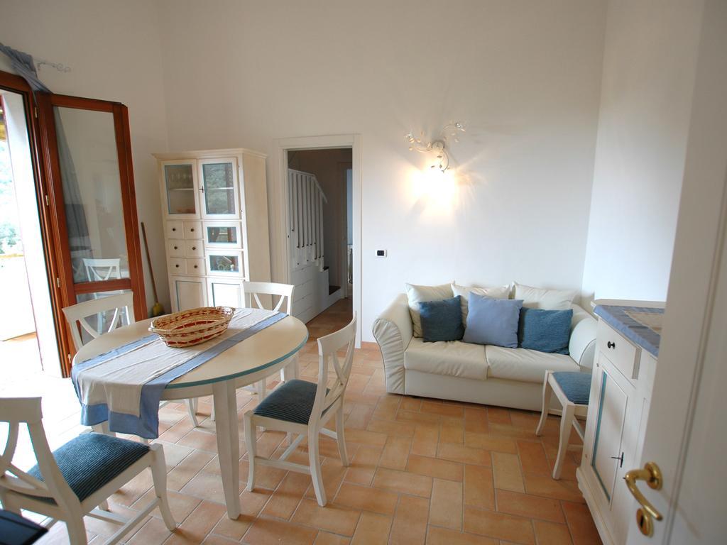 Villaggio Di Mezzo Ortano リオ・マリーナ 部屋 写真