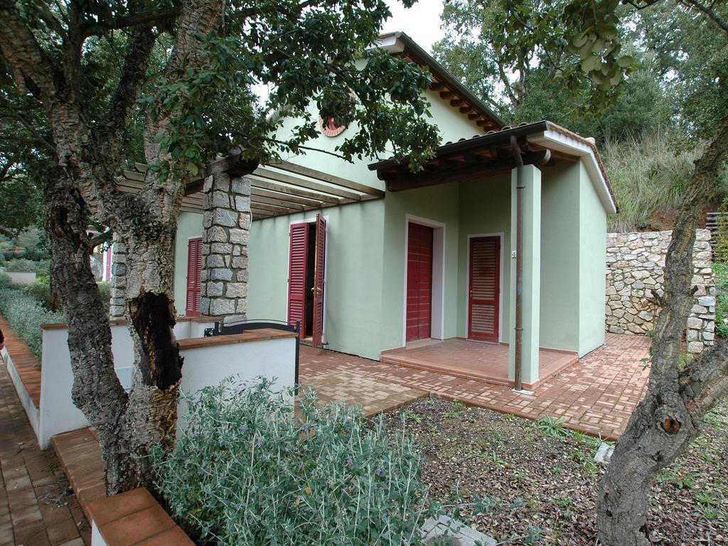Villaggio Di Mezzo Ortano リオ・マリーナ 部屋 写真